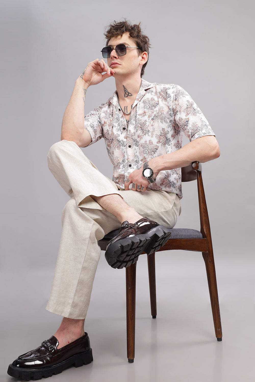 O'LYN SWEET BEIGE FLORAL PRINT CORDUROY MEN'S SHIRT