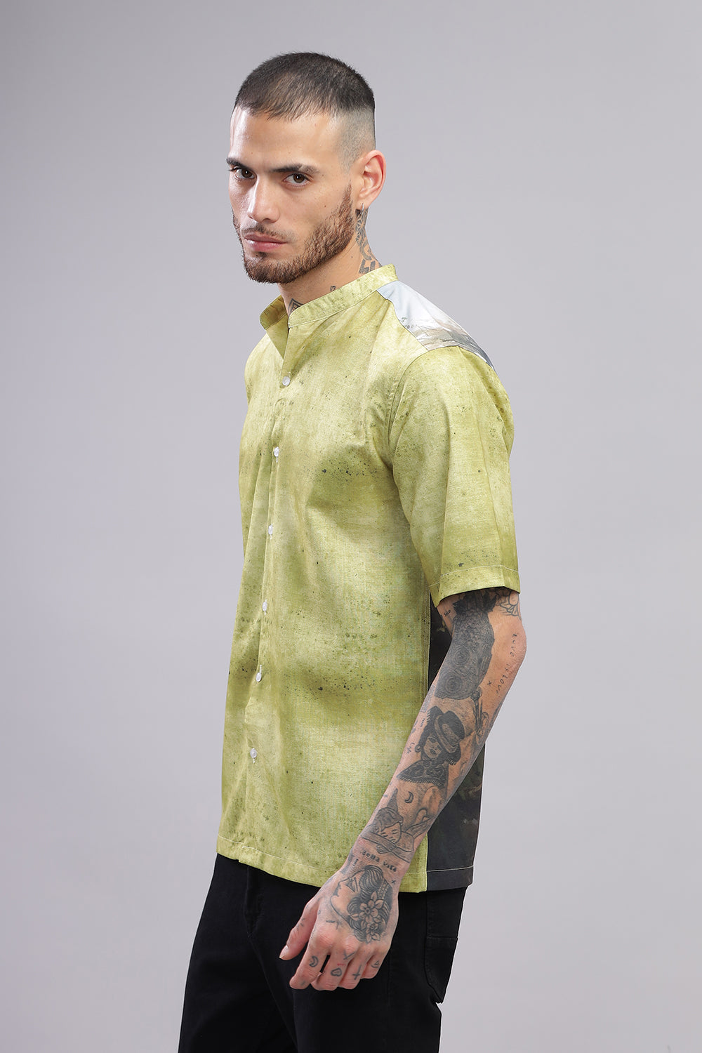 O'LYN LEMON GREEN NATURE PRINT COTTON MEN'S SHIRT
