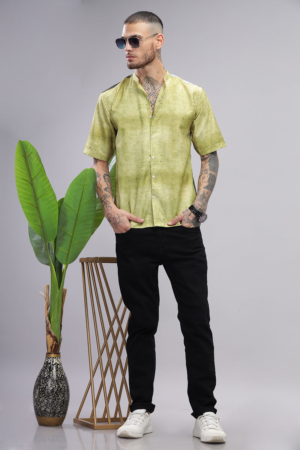 O'LYN LEMON GREEN NATURE PRINT COTTON MEN'S SHIRT