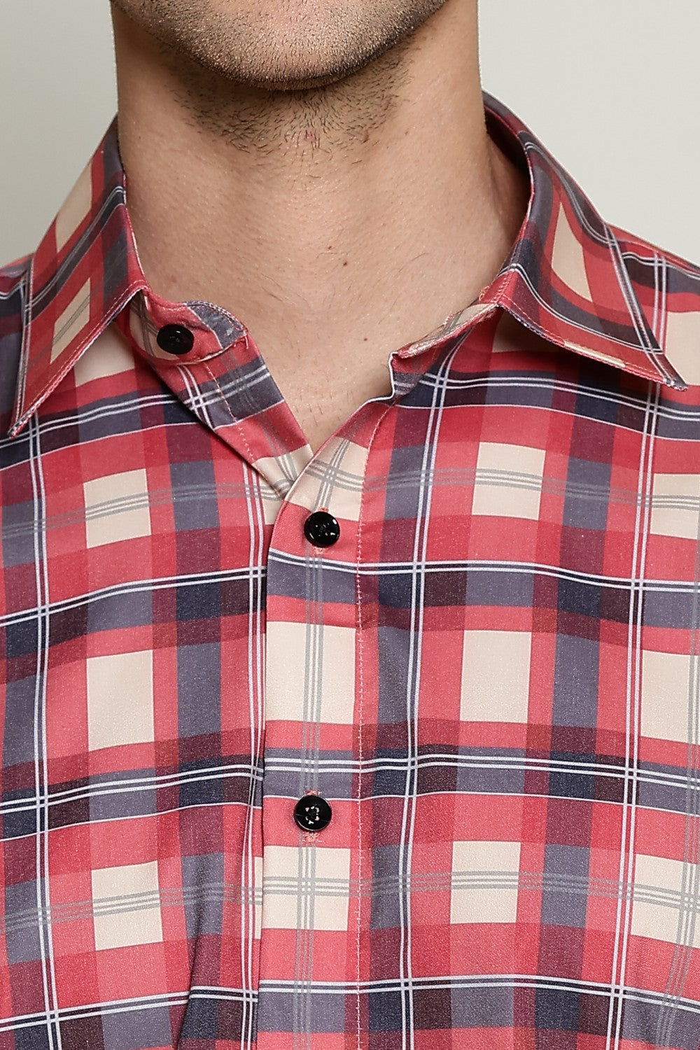 O'LYN CHECKED HALF SLEEVE COTTON MEN SHIRT
