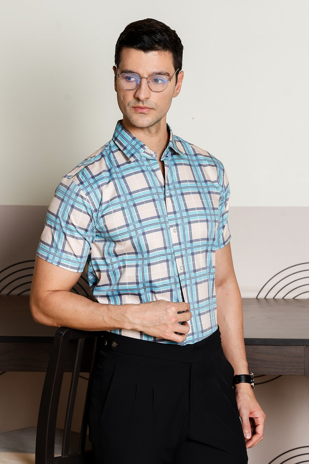 O'LYN CHECKED HALF SLEEVE COTTON MEN SHIRT