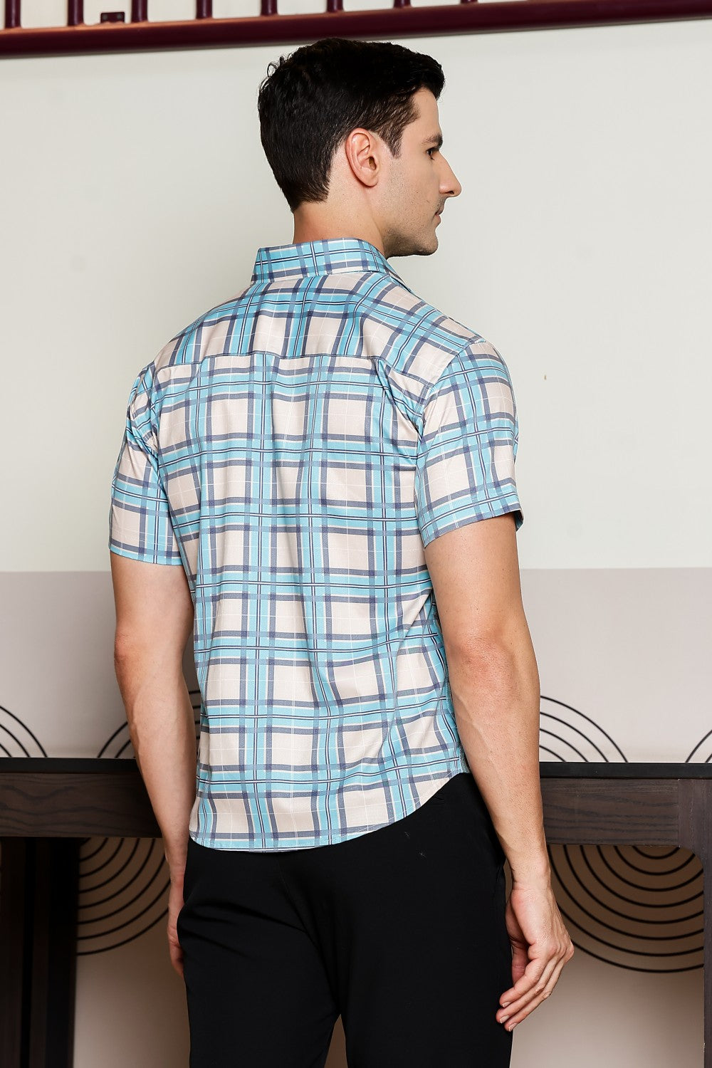 O'LYN CHECKED HALF SLEEVE COTTON MEN SHIRT