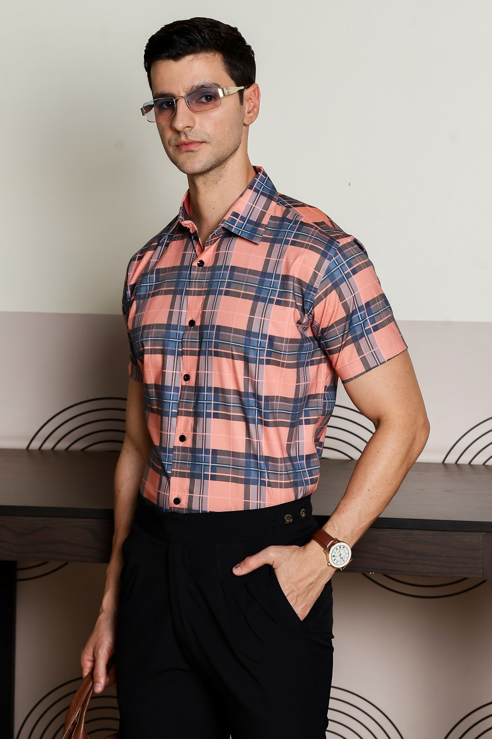 O'LYN CHECKED HALF SLEEVE COTTON MEN SHIRT