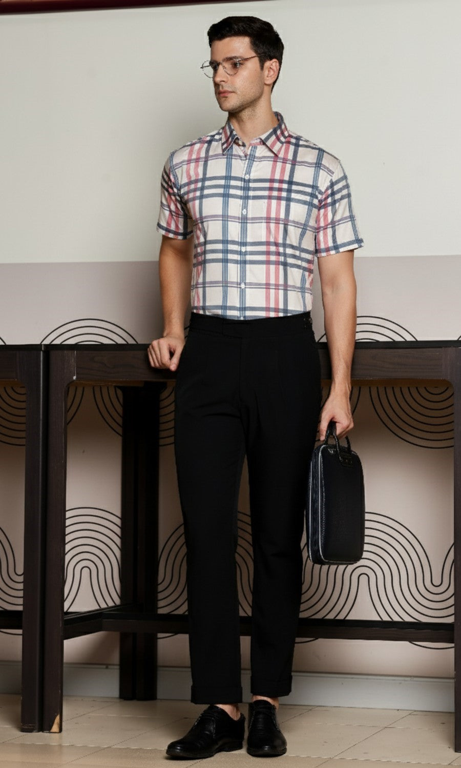 O'LYN CHECKED HALF SLEEVE COTTON MEN SHIRT