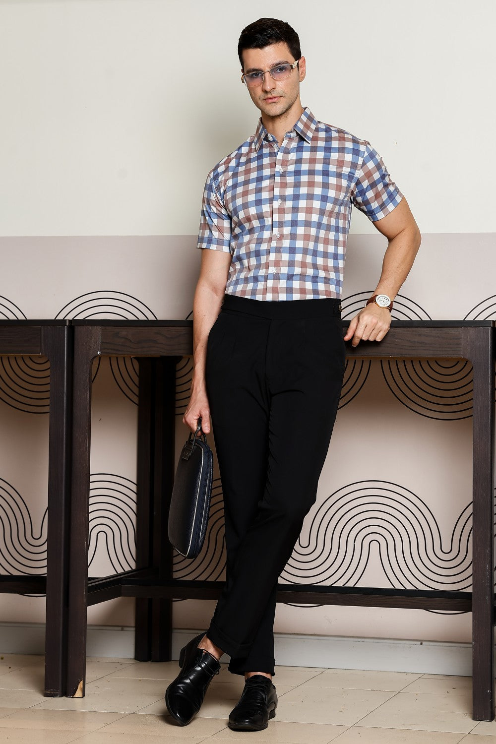 O'LYN CHECKED HALF SLEEVE COTTON MEN SHIRT