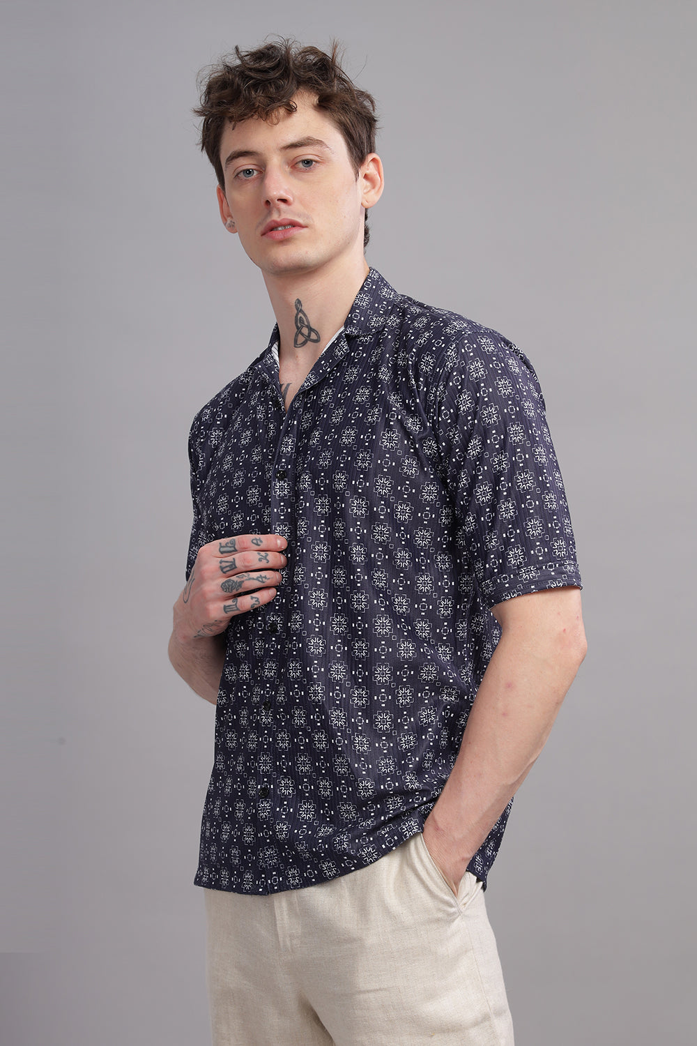 O'LYN OXFORD BLUE GEOMETRIC PRINT CORDUROY MEN'S SHIRT
