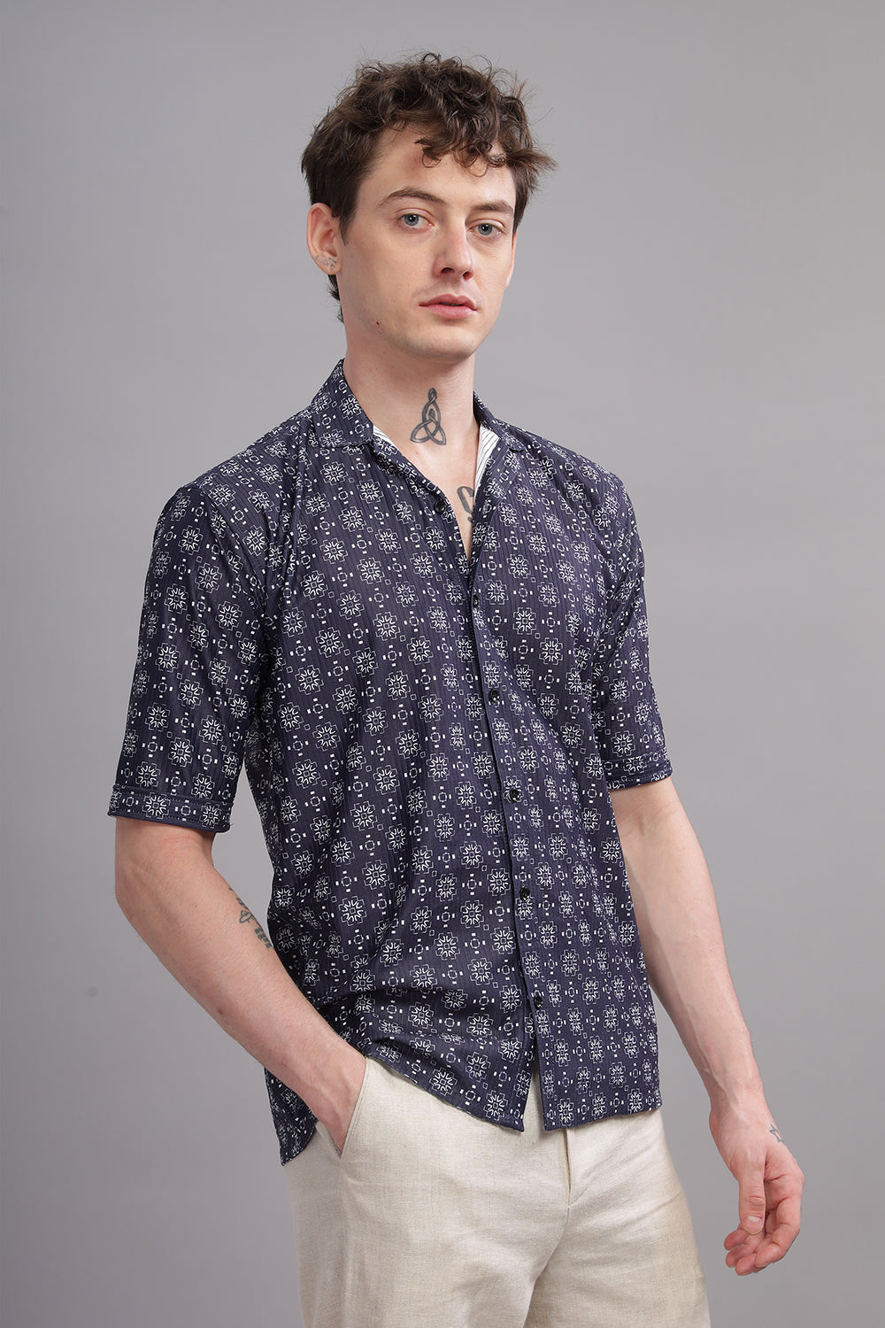 O'LYN OXFORD BLUE GEOMETRIC PRINT CORDUROY MEN'S SHIRT